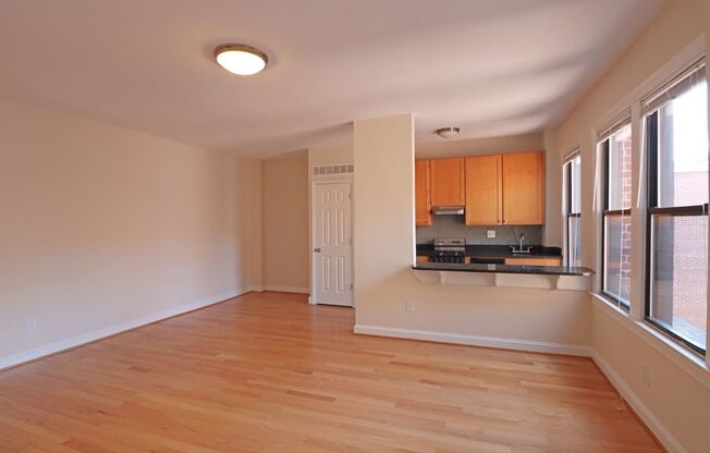 Studio, 1 bath, 458 sqft, $2,175, Unit W106
