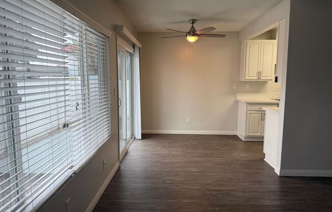 1 bed, 1 bath, 715 sqft, $2,465, Unit A043