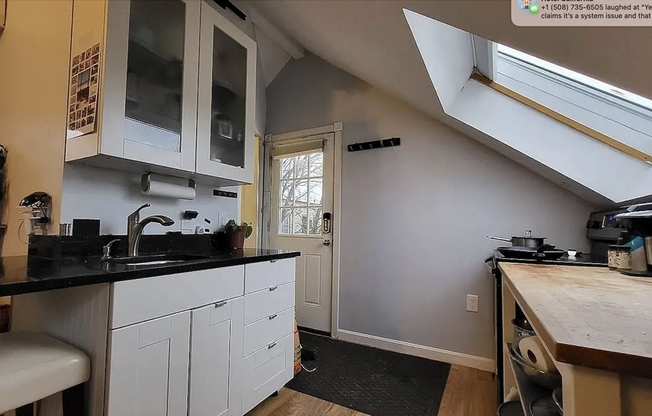 22 HINGHAM ST