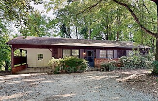 3426 BATTLEGROUND AVE