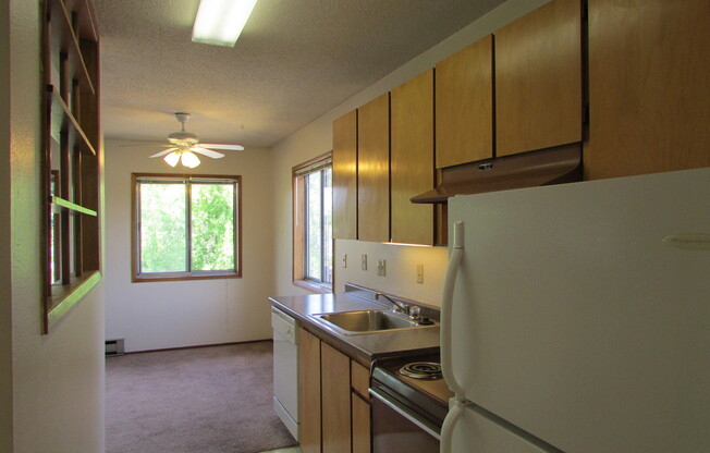 Veneta Marie Apartments