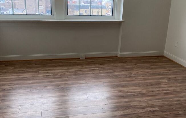 2 beds, 1 bath, 650 sqft, $1,199, Unit 202