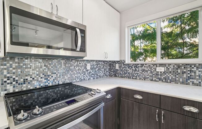 2 beds, 2 baths, 1,155 sqft, $3,950, Unit 512