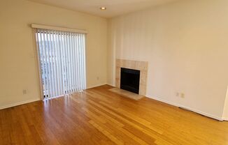 1 bed, 1 bath, 584 sqft, $1,250, Unit 10