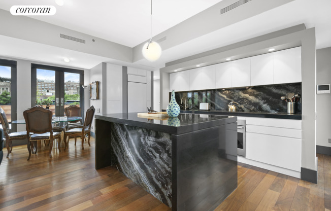 327 W 22 ST