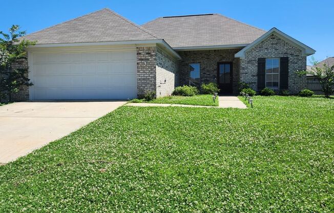 3 Bed/2 Bath Home in Greenfield Station!! Landscaping included in the rent!