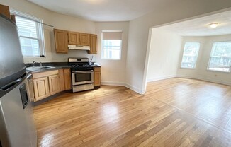 3 beds, 1 bath, $3,600, Unit 1