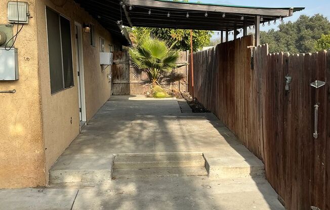 1428 S Encino Ave.