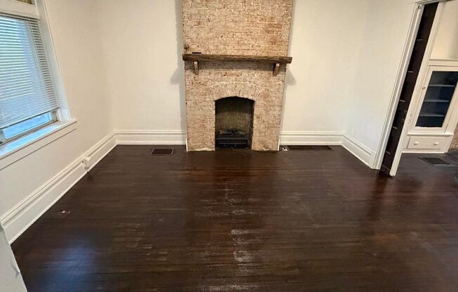 3339 WEBSTER AVE