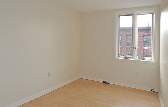 2 beds, 1.5 baths, 970 sqft, $3,800, Unit 416