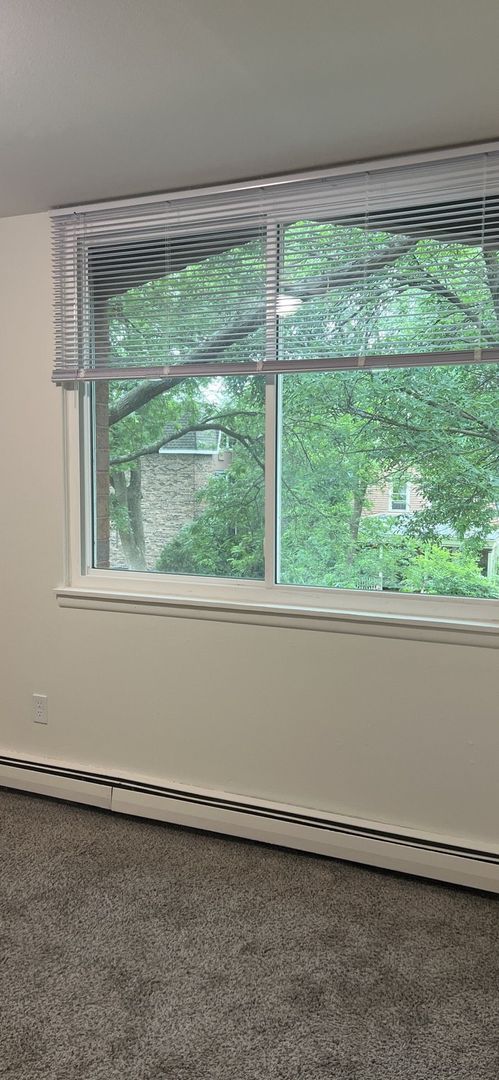 2 beds, 1.5 baths, 680 sqft, $1,375, Unit 233