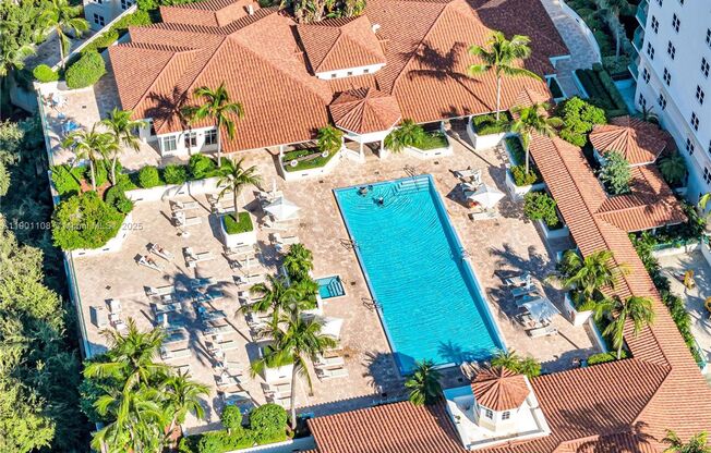 3 beds, 3 baths, $7,800, Unit APARTMENT 1003