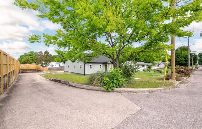 Newly renovated 3 bedroom 2 bathroom