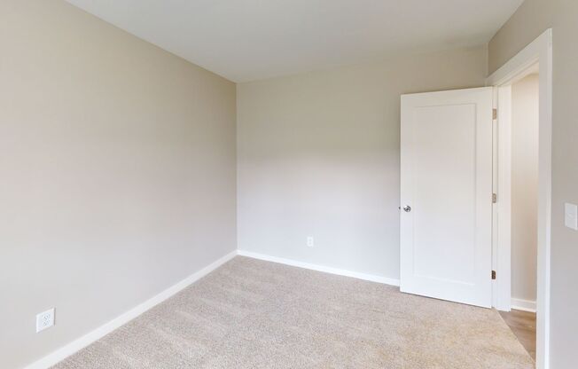 2 beds, 1 bath, 1,147 sqft, $1,400, Unit 10G