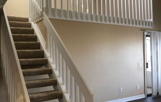 2 beds, 2 baths, 900 sqft, $2,800, Unit 416