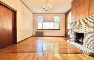 1 bed, 1 bath, $2,400