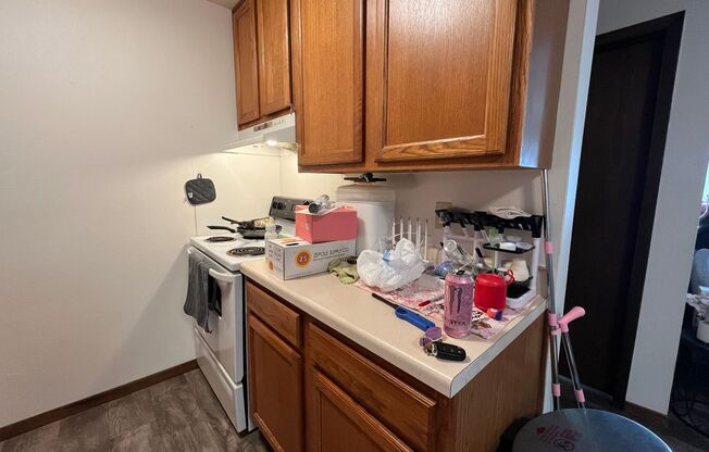 1 bed, 1 bath, $975, Unit 62