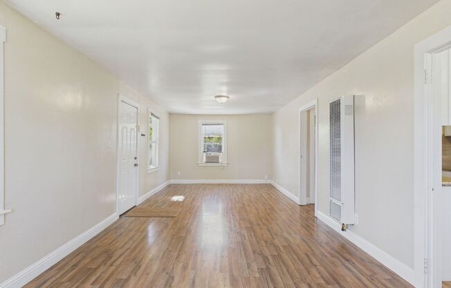 2 bed 1 bath - Beautiful Outdoor Living