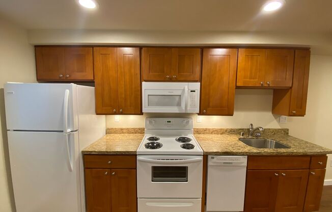 515 East Denny Apartments