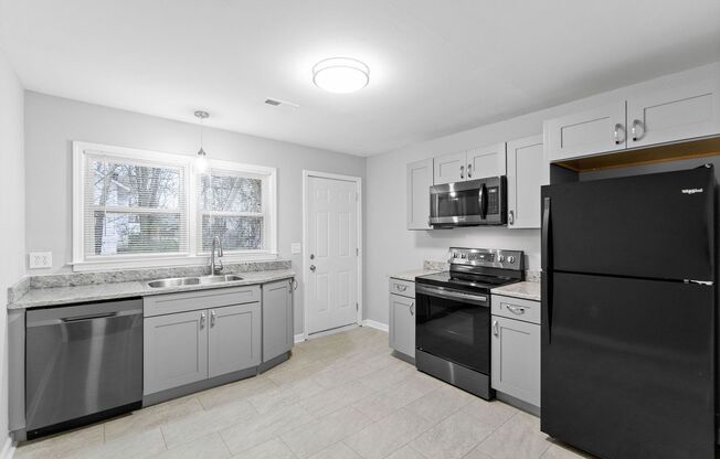 Richardson Street - 904 / 906