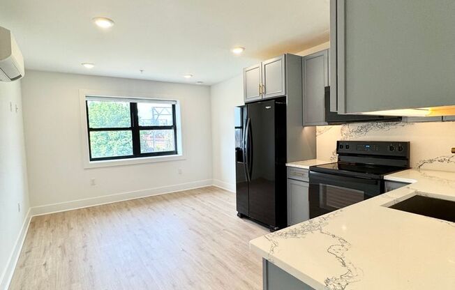 1 bed, 1 bath, 487 sqft, $1,095, Unit 307