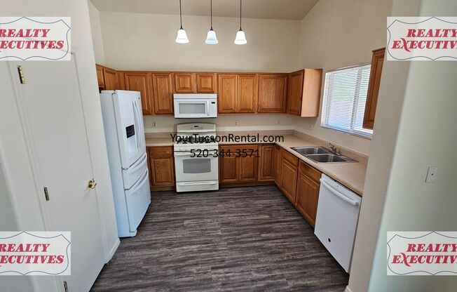 4 beds, 2 baths, $1,745