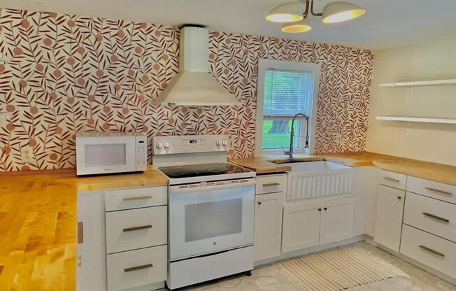 52 OLD DENNETT RD