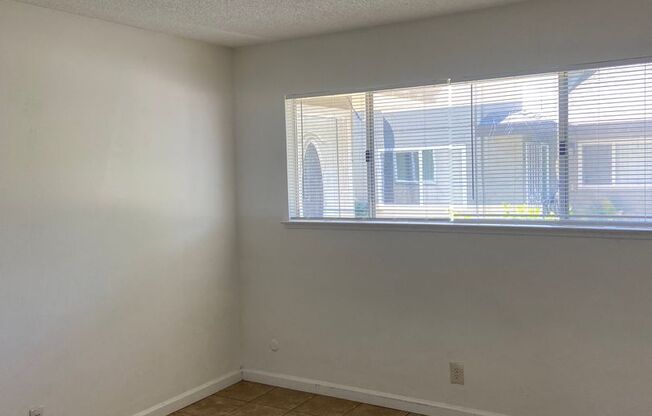 2 beds, 1 bath, $1,495