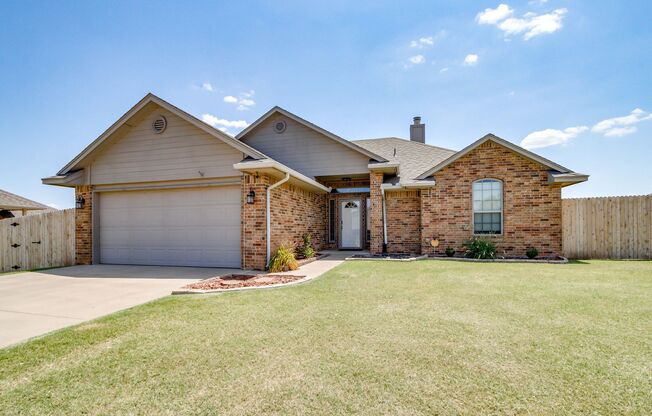 3 Bedroom 2 Bath 2 Car Garage In Piedmont Schools!!!