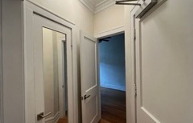 1 bed, 1 bath, 590 sqft, $1,745, Unit 607-3K
