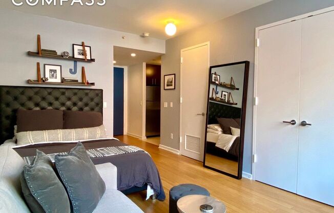 350 W 53 ST