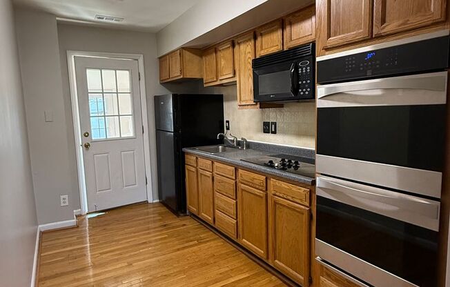 One Bedroom Second Floor Apartment- Dundalk, MD