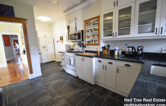 27 29 PAGE ST