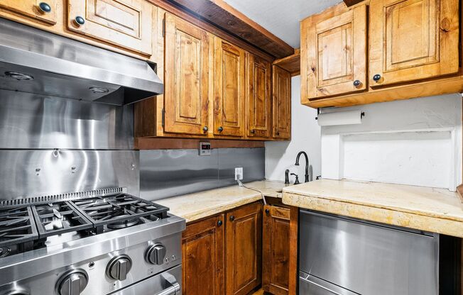 Cozy Cabin Retreat in Scotts Valley – Ideal for Commuters
