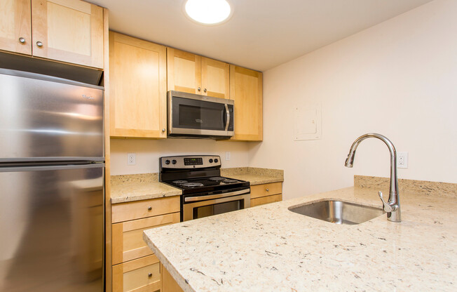 1 bed, 1 bath, 741 sqft, $1,599, Unit 406