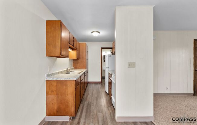 1 bed, 1 bath, 480 sqft, $875, Unit 221