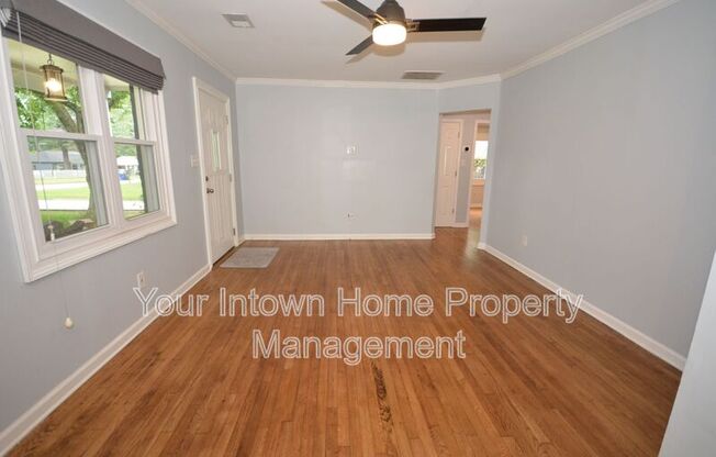 1222 CRESTWOOD DR SE