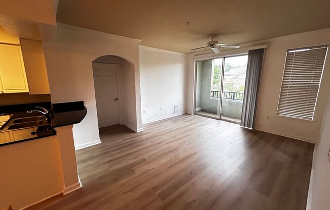 2 beds, 2 baths, $1,495, Unit 9331