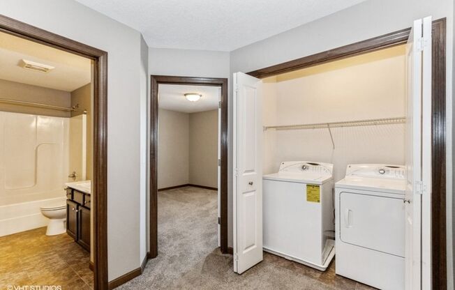 2 beds, 2 baths, $1,395, Unit 1338