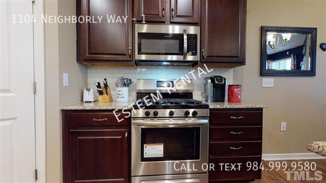 1104 NEIGHBORLY WAY