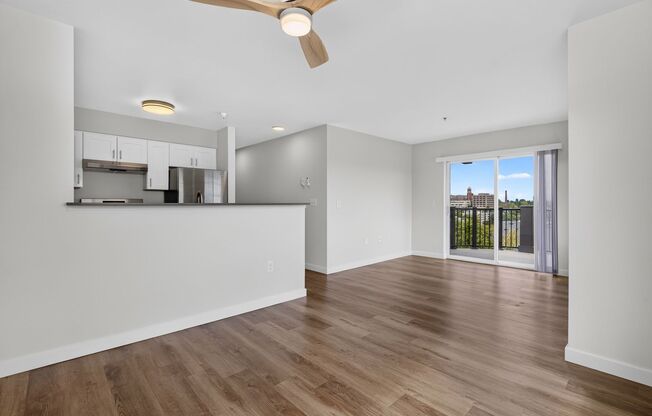 2 beds, 2 baths, 1,005 sqft, $2,995, Unit 602