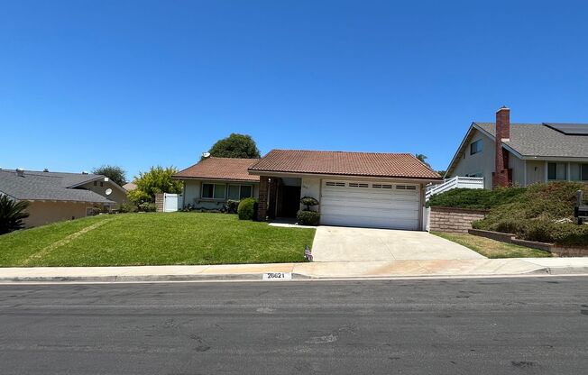 SPACIOUS SINGLE STORY HOUSE WITH LARGE YARD