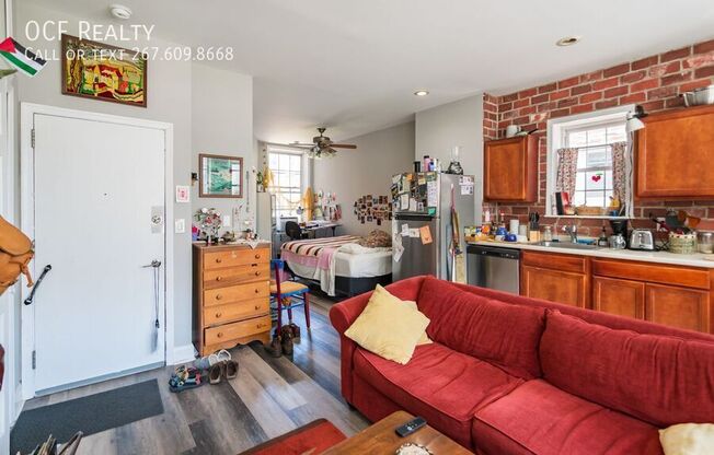 2125 SPG GDN ST