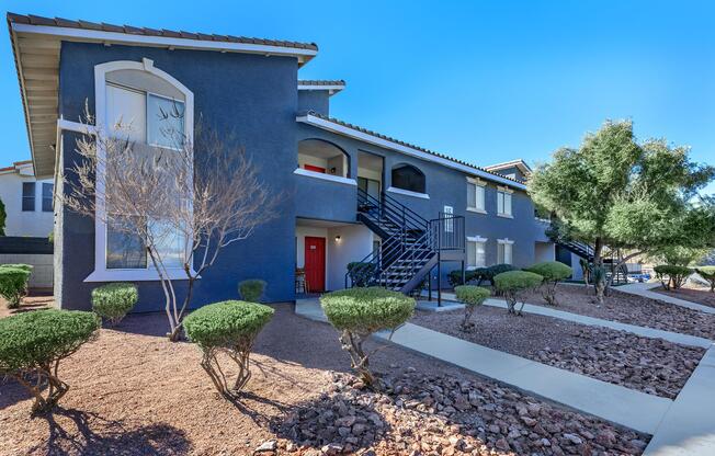 Beautiful landscaping at Sunset Hills in Henderson, Nevada