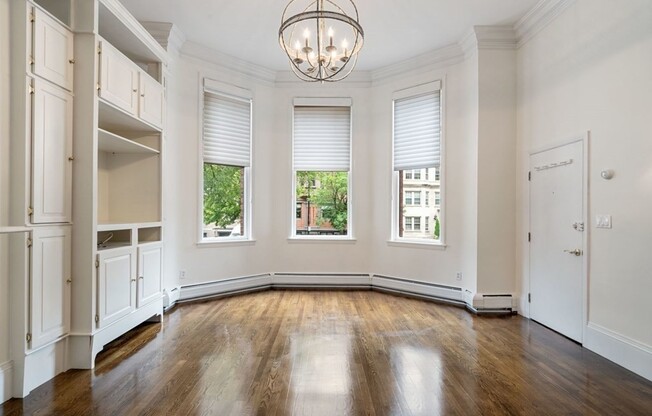 271 BEACON ST