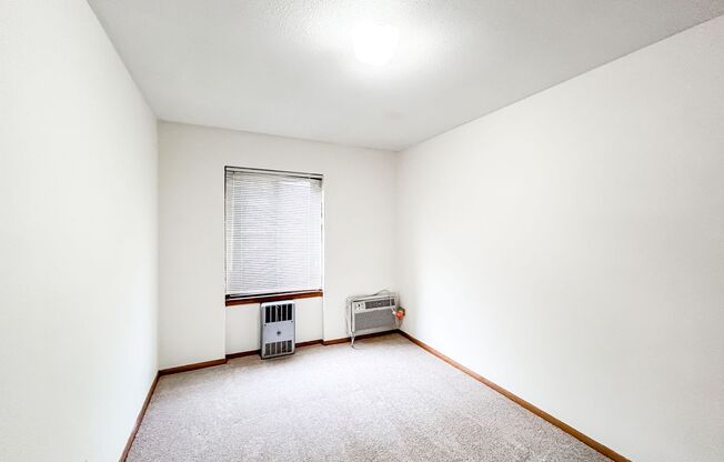 2 beds, 1.5 baths, 750 sqft, $1,250, Unit 107
