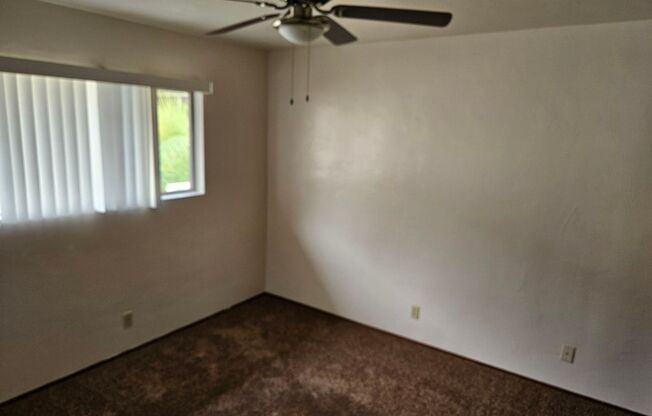2 Bedroom - 1 Bathroom unit in Point Loma