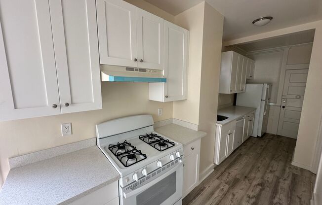 1 bed, 1 bath, 722 sqft, $3,495