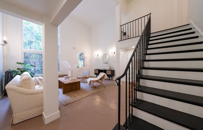 1 bed, 1 bath, 750 sqft, $2,538, Unit 03