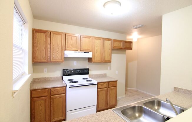 2 beds, 2 baths, $1,295